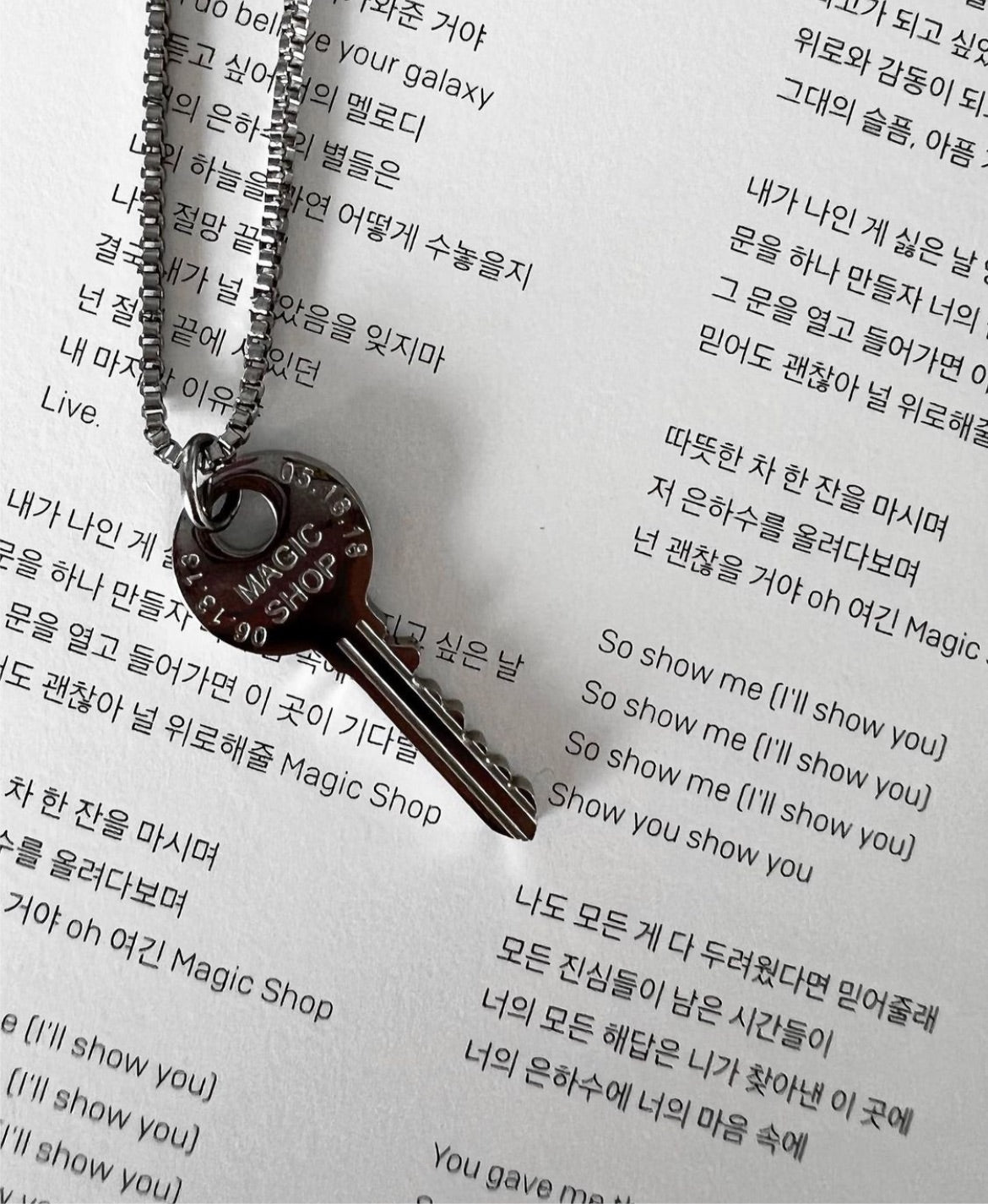 MAGIC SHOP KEY NECKLACE