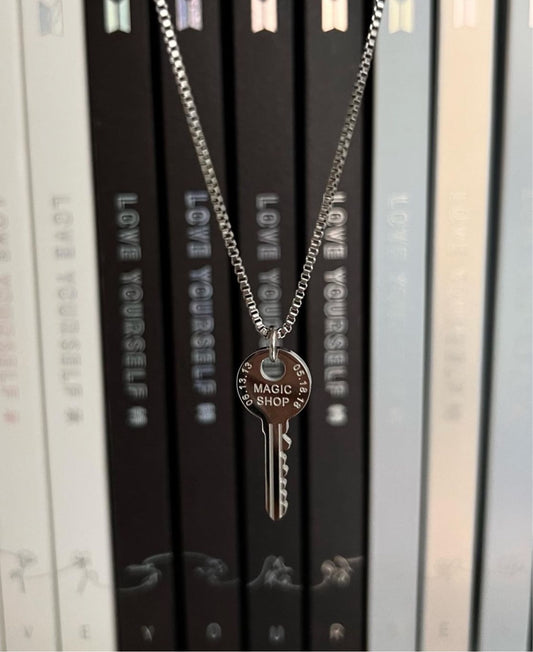 MAGIC SHOP KEY NECKLACE